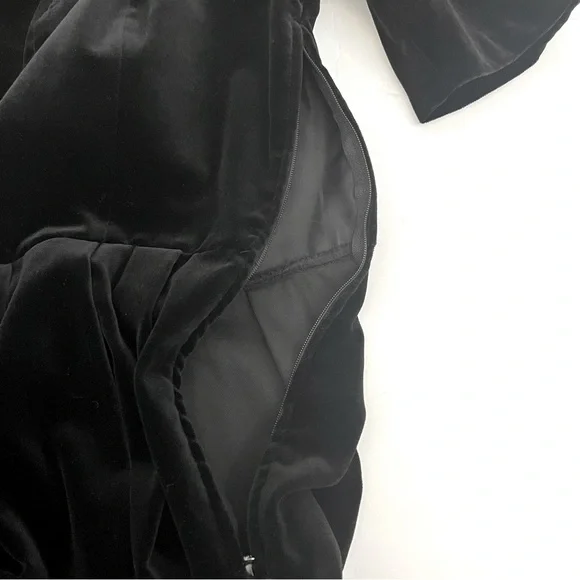 LAURA ASHLEY Vintage Black Velvet Dress Sweetheart Neckline Size 8 *Runs Small - Picture 10 of 16